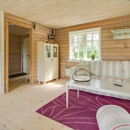 Hébergement de vacances Two-bedroom Holiday In *